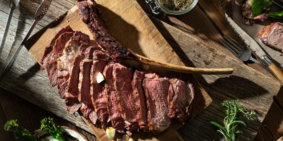 Tomahawk with Broccolini and Green Chutney